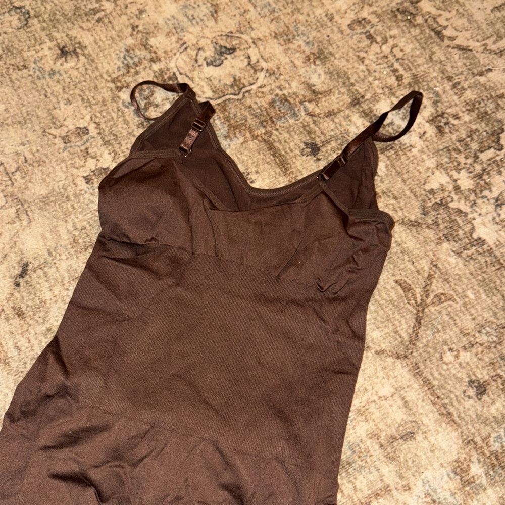 Seamless Brown Bodysuit - Picture 6 of 9